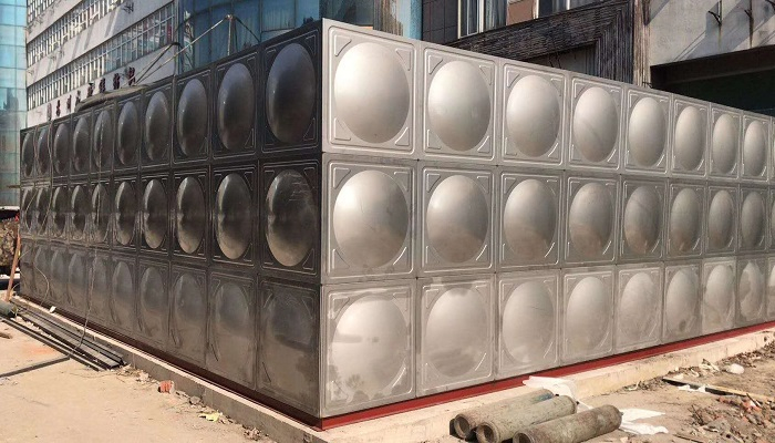 無（wú）錫幼兒園水箱展示